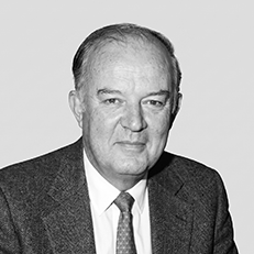Dr. Gustavo Reta Petterson